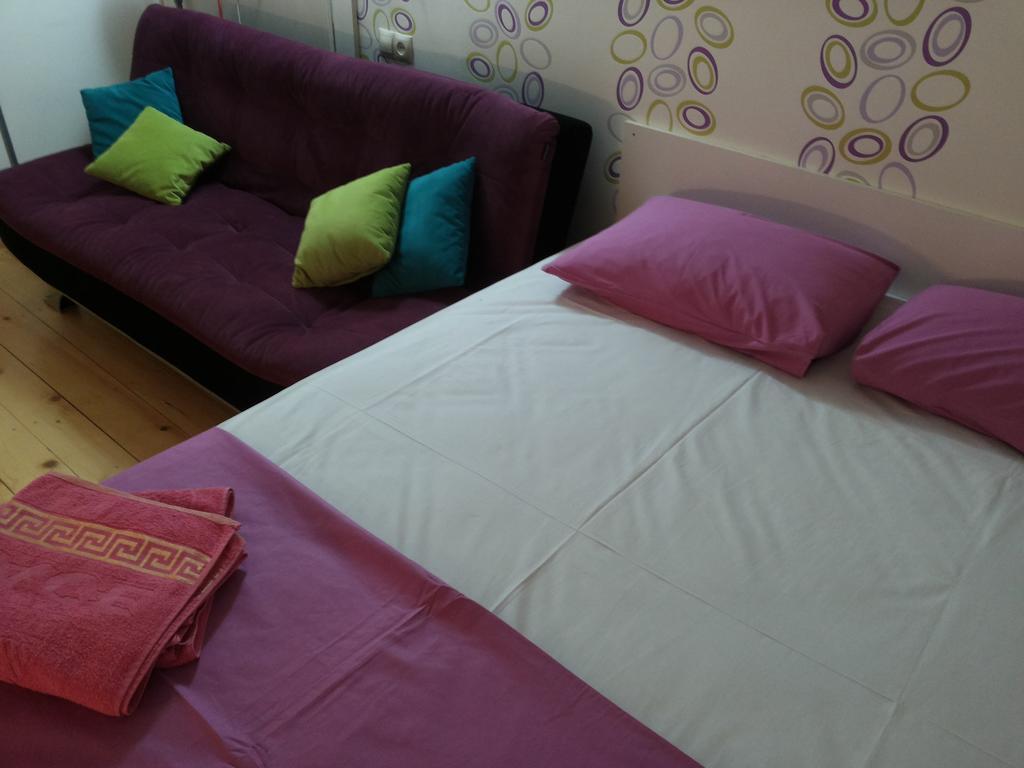 Comfortable Flat In Central Tbilisi Apartment Room photo